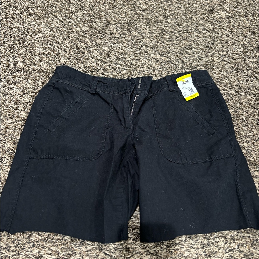 women’s all black shorts